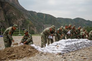 湖人队史的首发分卫都有谁？科比一人打了16年 仅3人场均低于10分